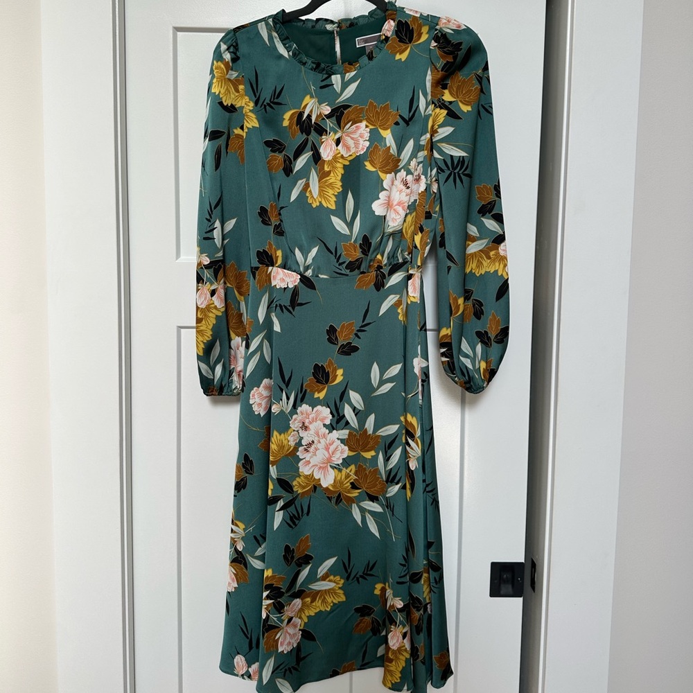 Chelsea 28 Green Floral Cocktail Dress